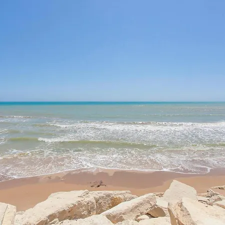 Apartament 1 Bedroom Lovely In