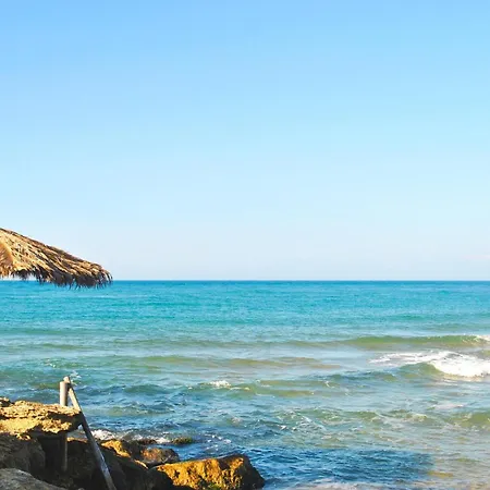 Apartament 1 Bedroom Lovely In Chiaramonte Gulfi